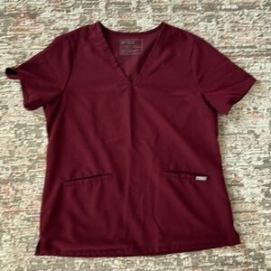 Figs scrubs maroon large